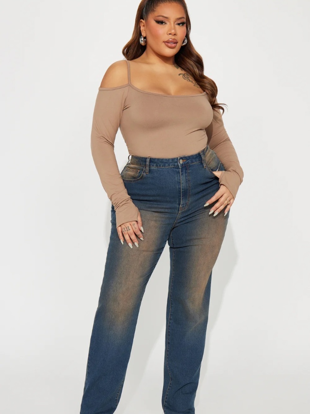 Fashion Nova Tinted Straight Leg Jeans NWT Size 14